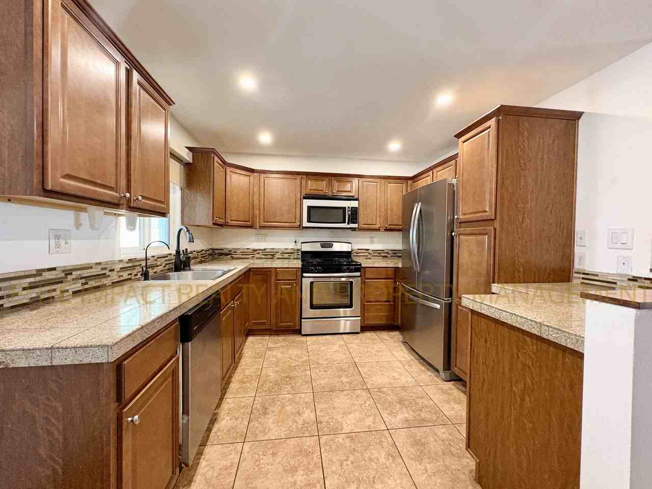 5621 E Lester St #1 - Photo 5 of 22