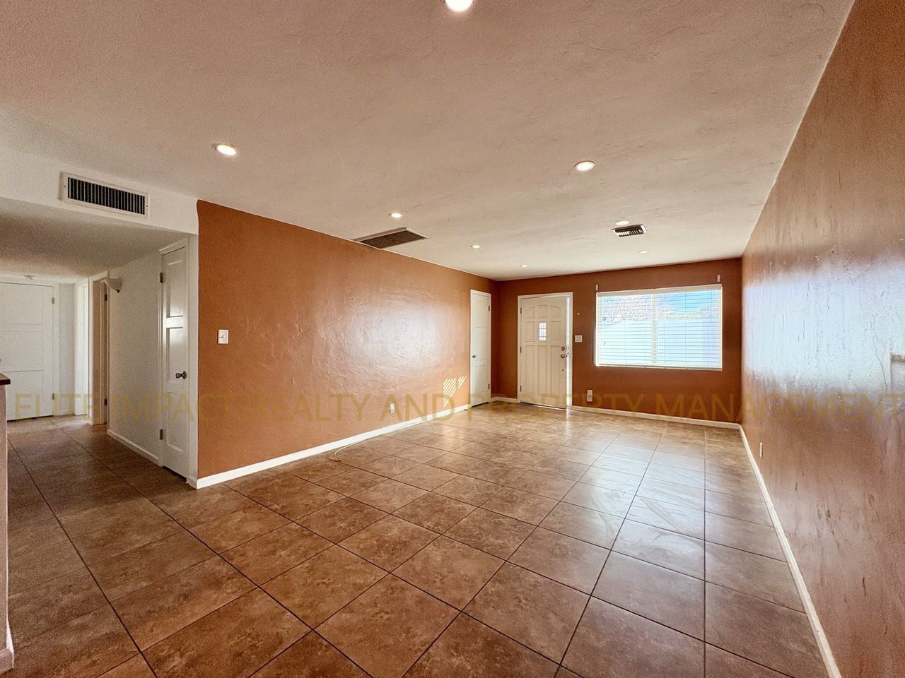 5621 E Lester St #1 - Photo 7 of 22