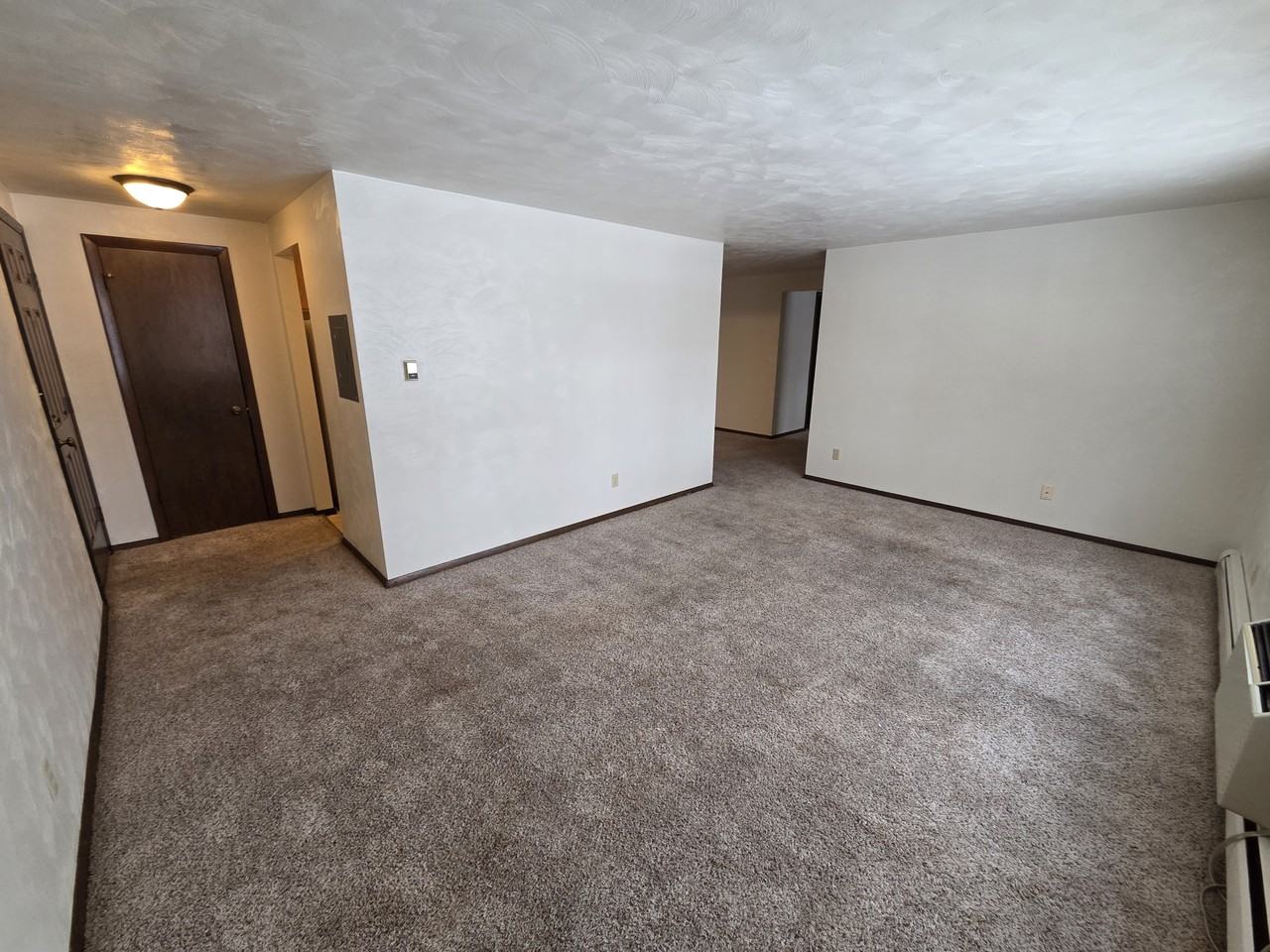 1337 S Norwood Ave #18 - Photo 2 of 9