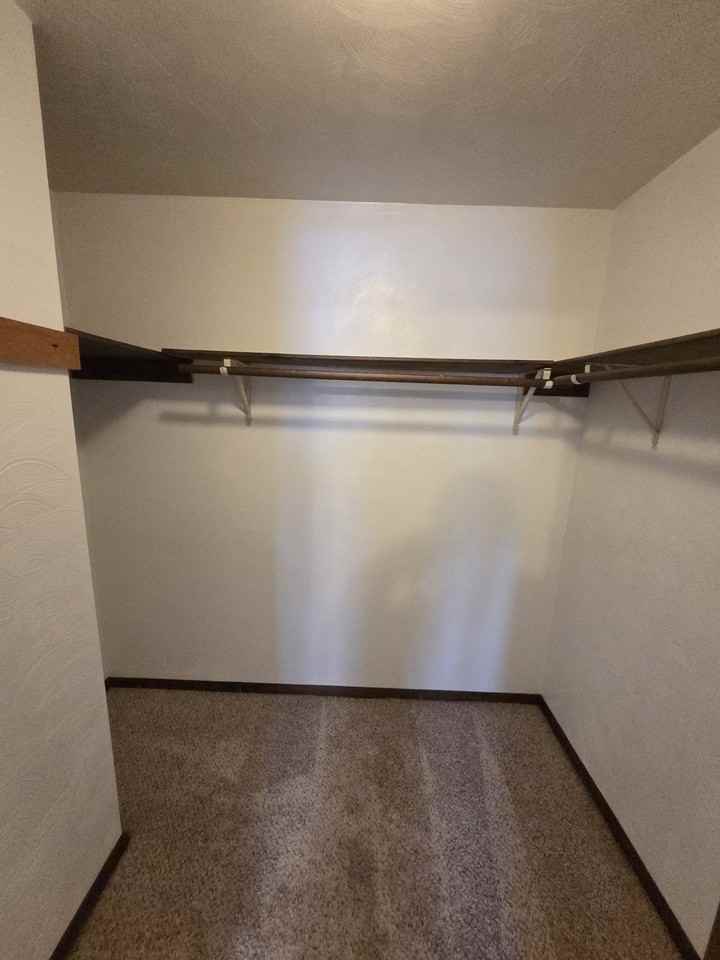 1337 S Norwood Ave #18 - Photo 6 of 9