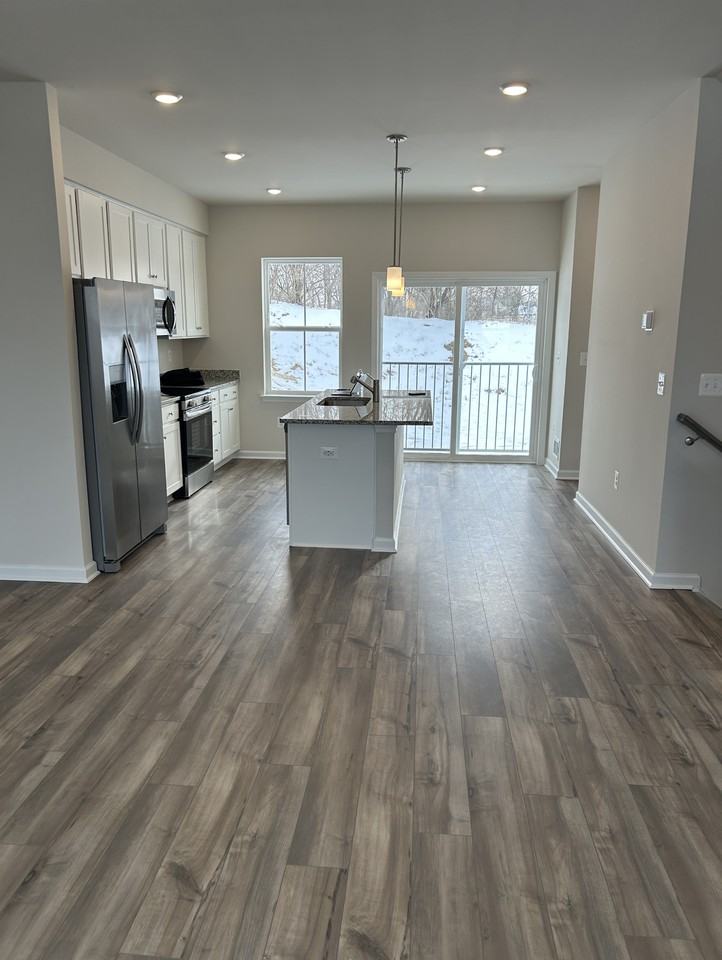 113 Kinkade Ct - Photo 2 of 10