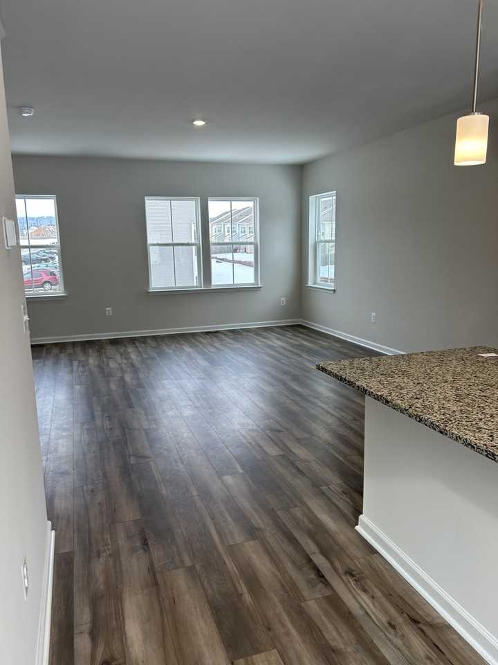 113 Kinkade Ct - Photo 5 of 10