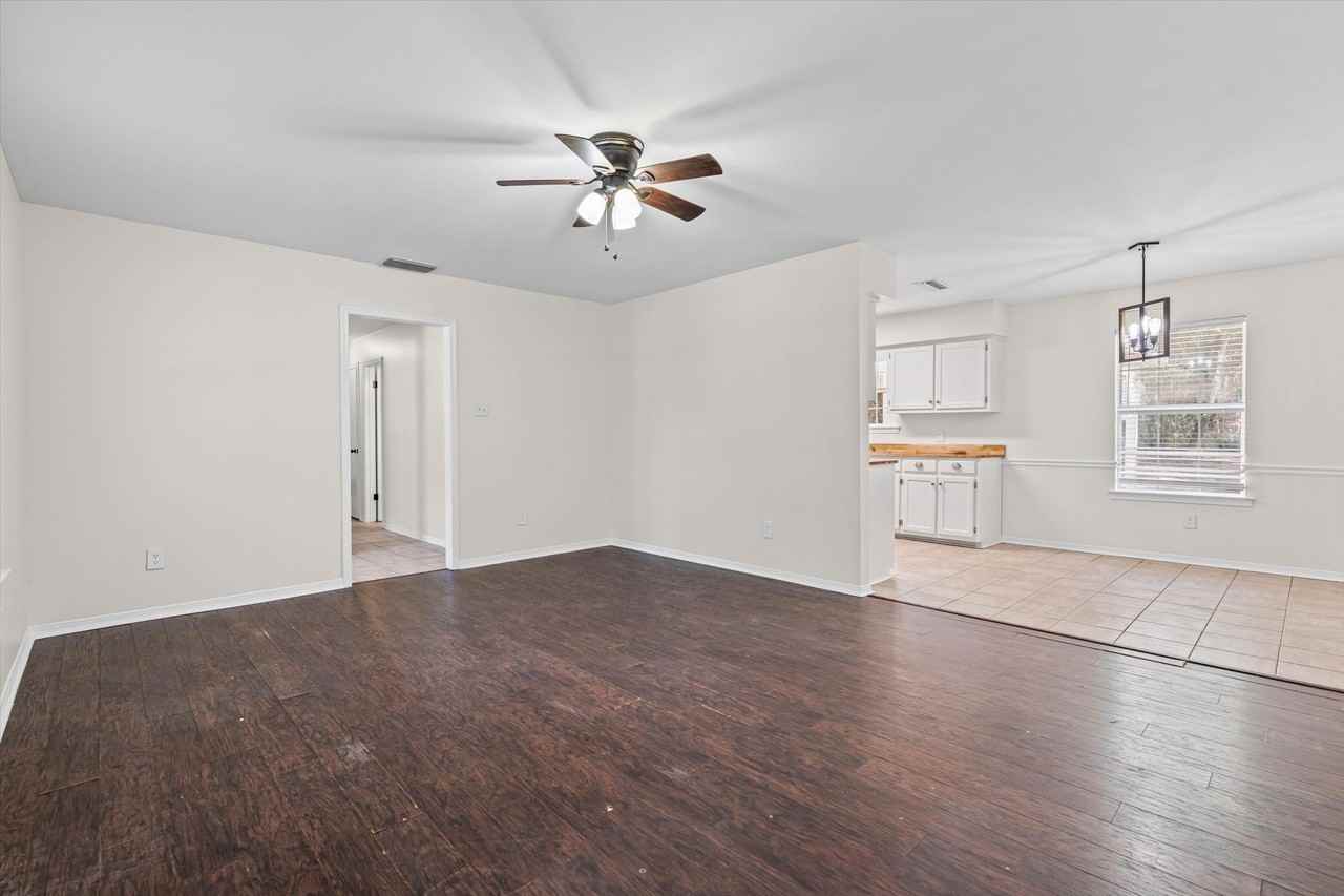 165 Montclair Loop #1 - Photo 3 of 32