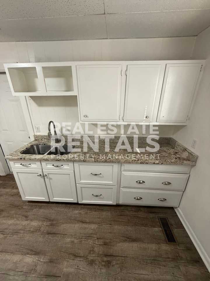 2 W Tuscaloosa Ave #523 - Photo 7 of 8