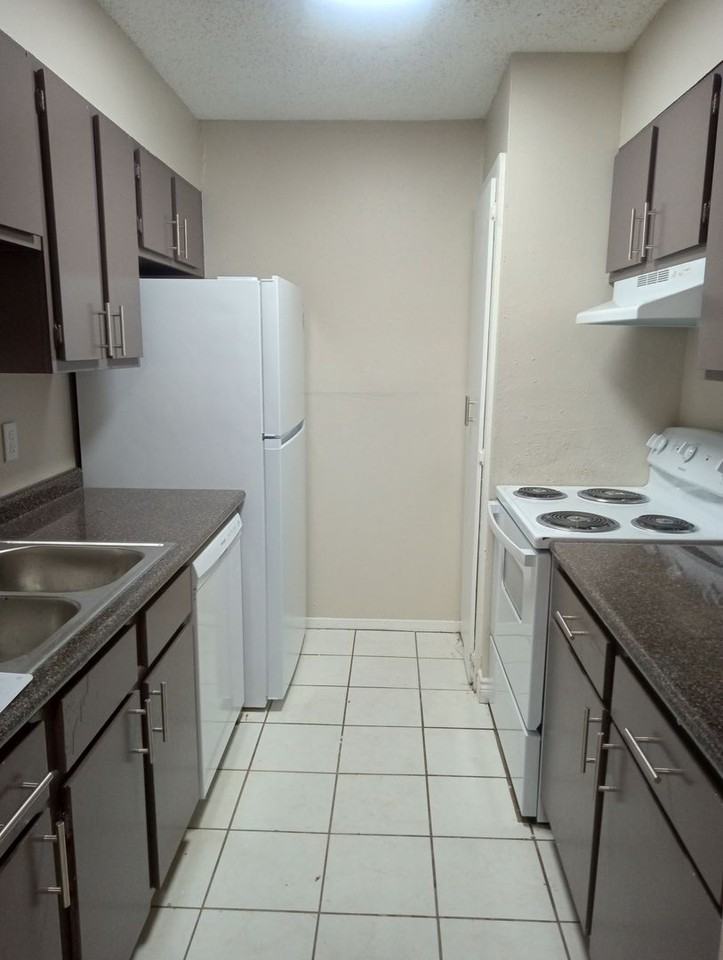 Fern View Apartments - Photo 4 of 8