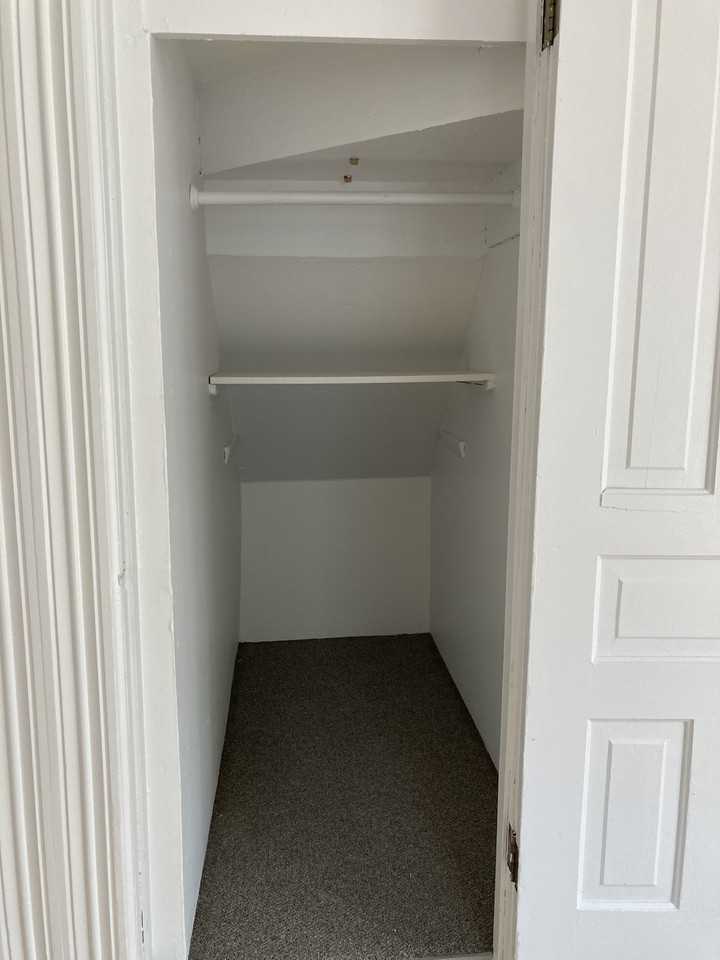 303 E Madison St #2 - Photo 4 of 13