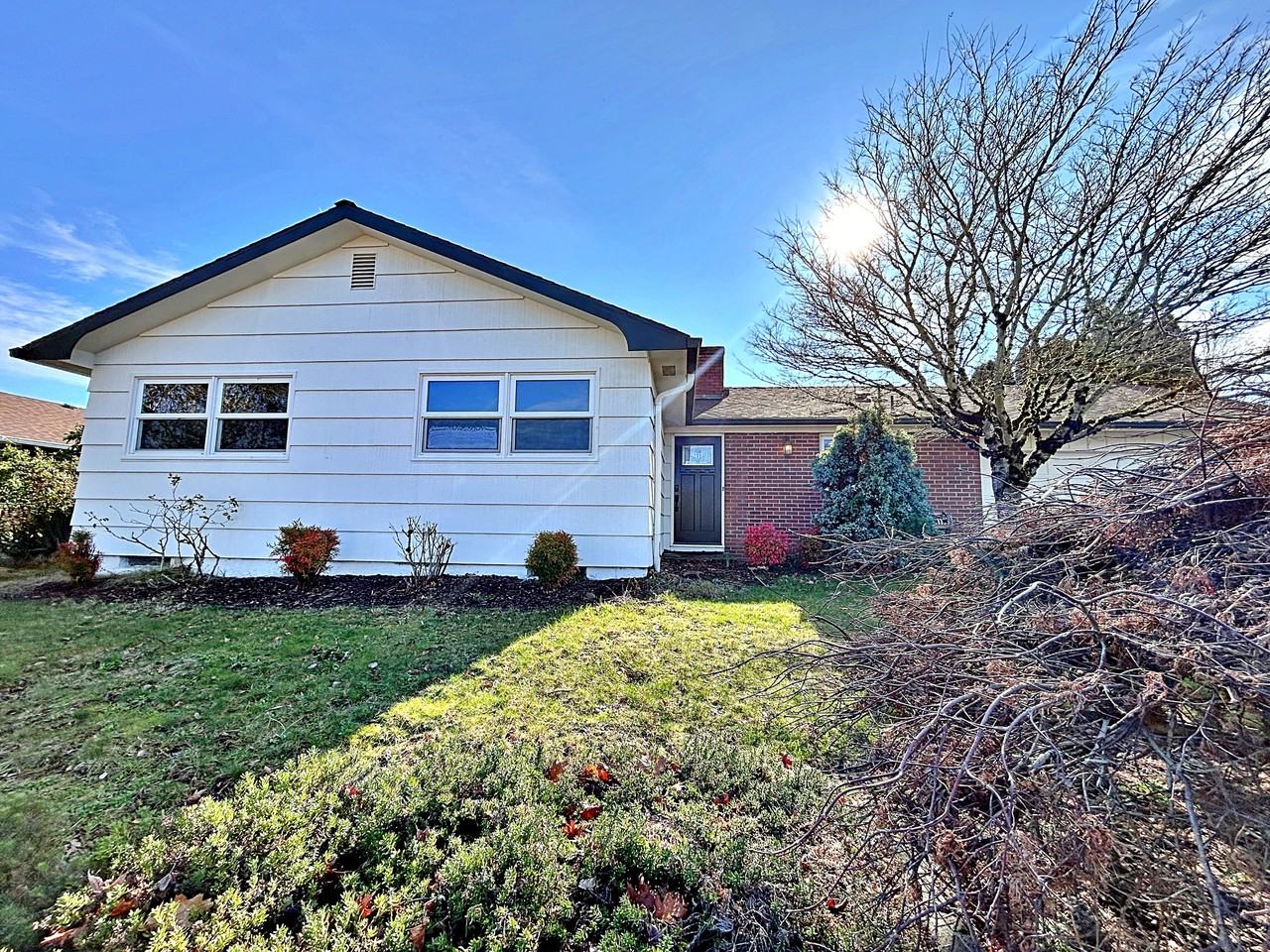 13806 Ne Fremont Ct #1 - Photo 2 of 30