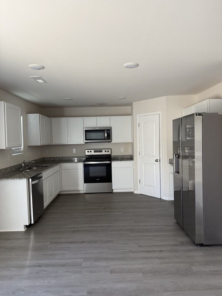 4814 Stone Dr #1 - Photo 2 of 11