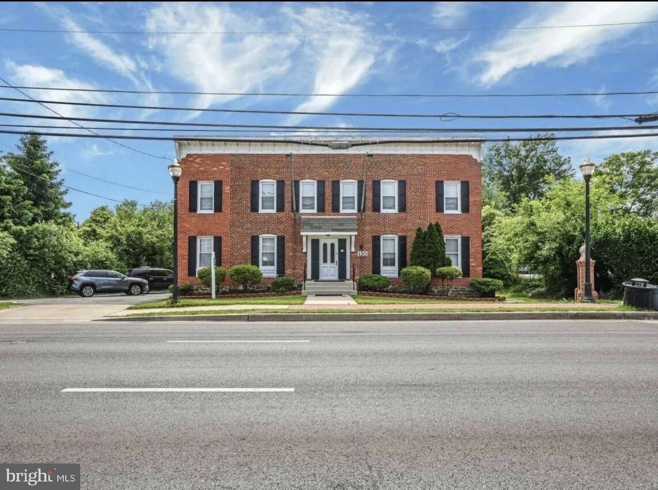 120 2nd St - Photo 2 of 10