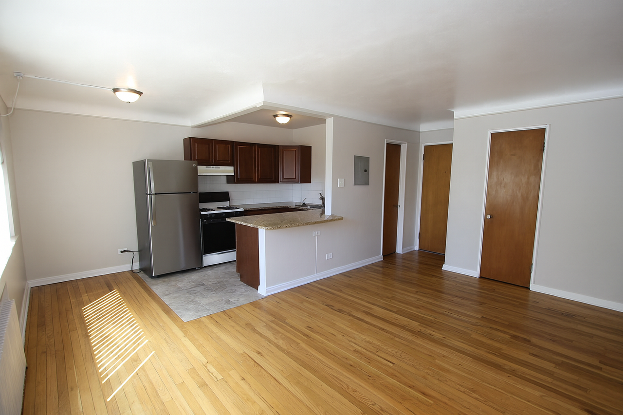 1531le - Photo 3 of 20