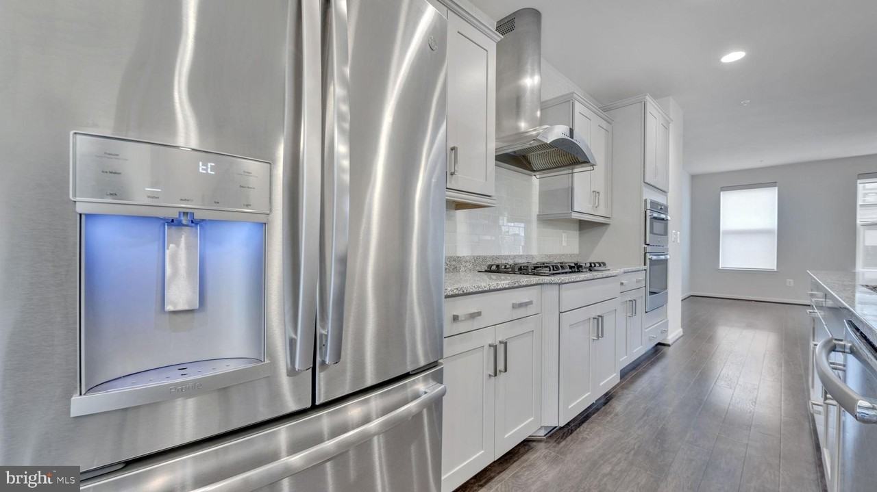 513 Riversail Ln Unit 429 #429 - Photo 5 of 43