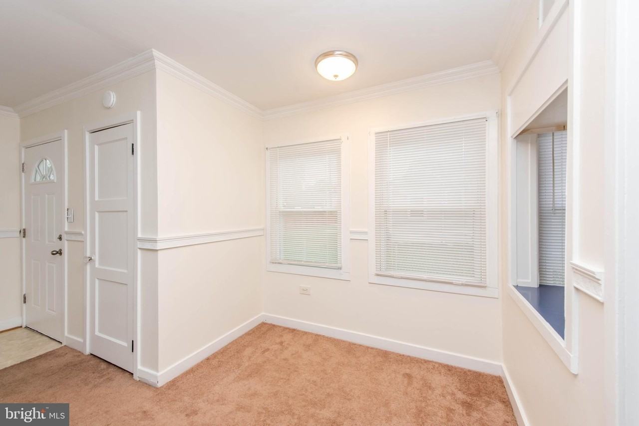 919 Carroll Ave - Photo 7 of 38