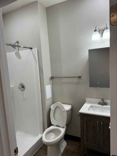 122 W 8th St Apt 4 #122-4 - Photo 7 of 11