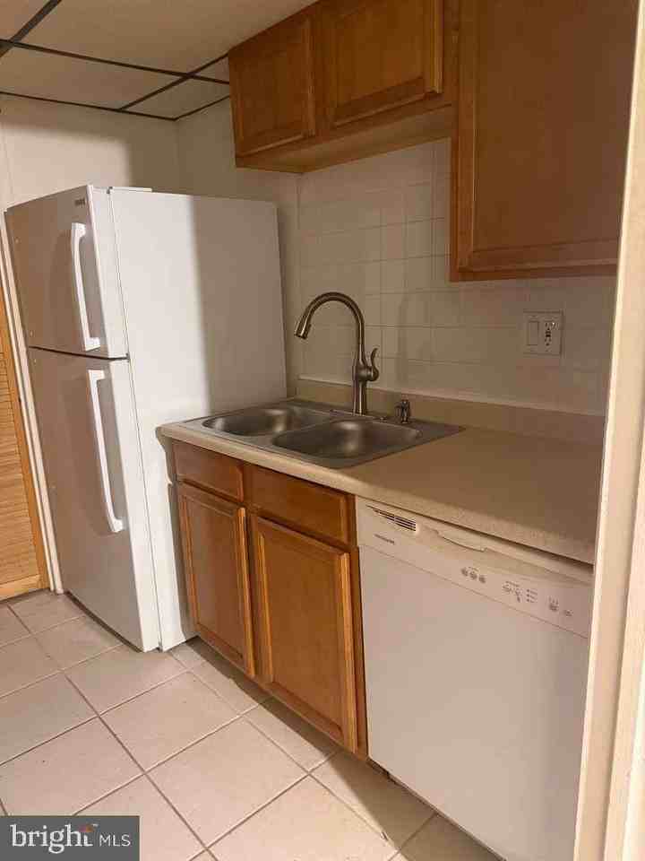 8675 Seasons Way Unit 211c #211C - Photo 6 of 23