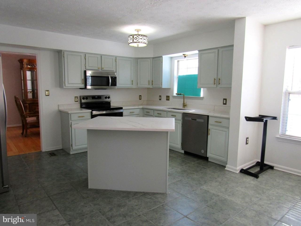 9508 Bald Hill Rd - Photo 3 of 17