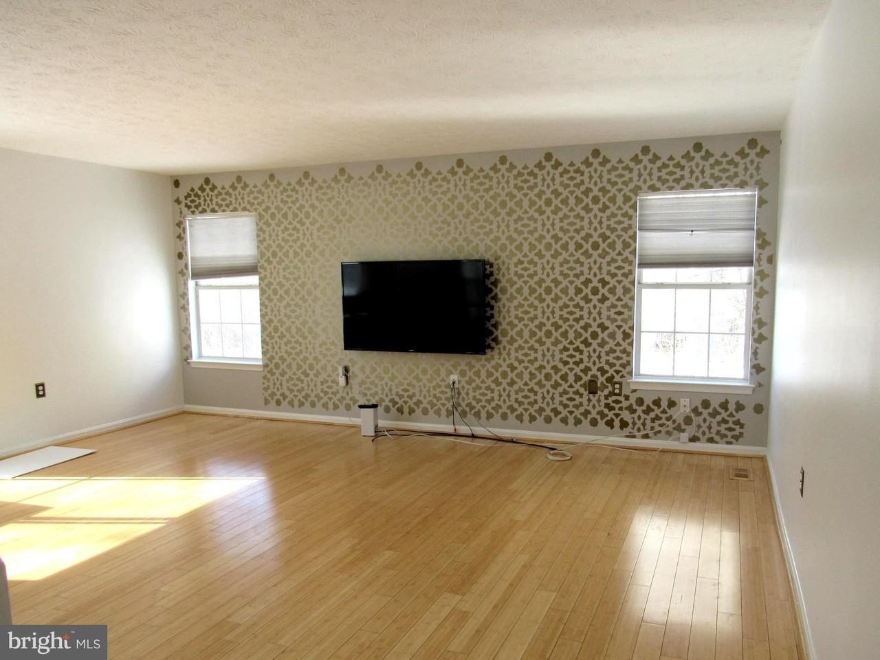 9508 Bald Hill Rd - Photo 4 of 17