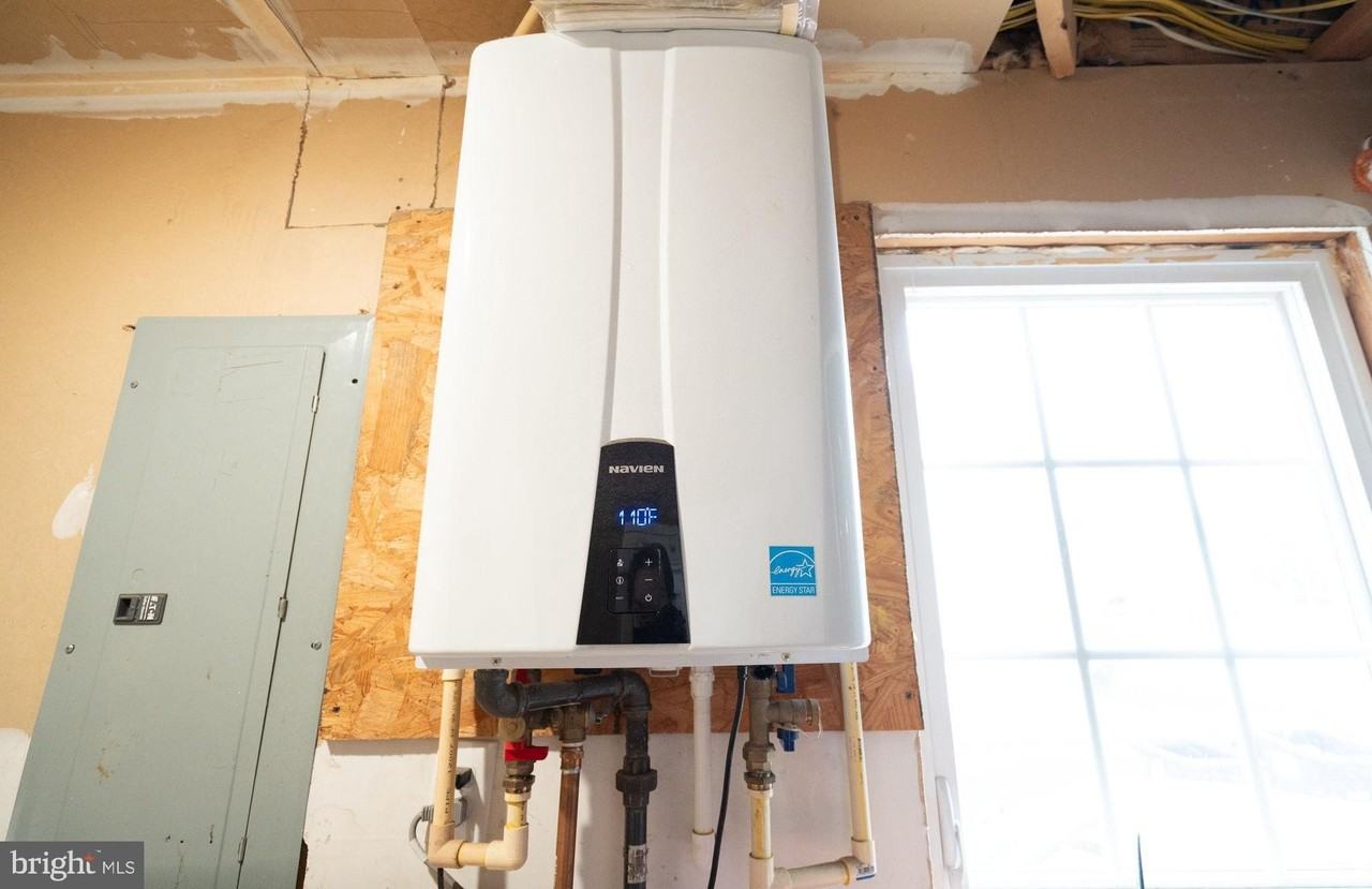 6308 Ager Rd - Photo 7 of 21