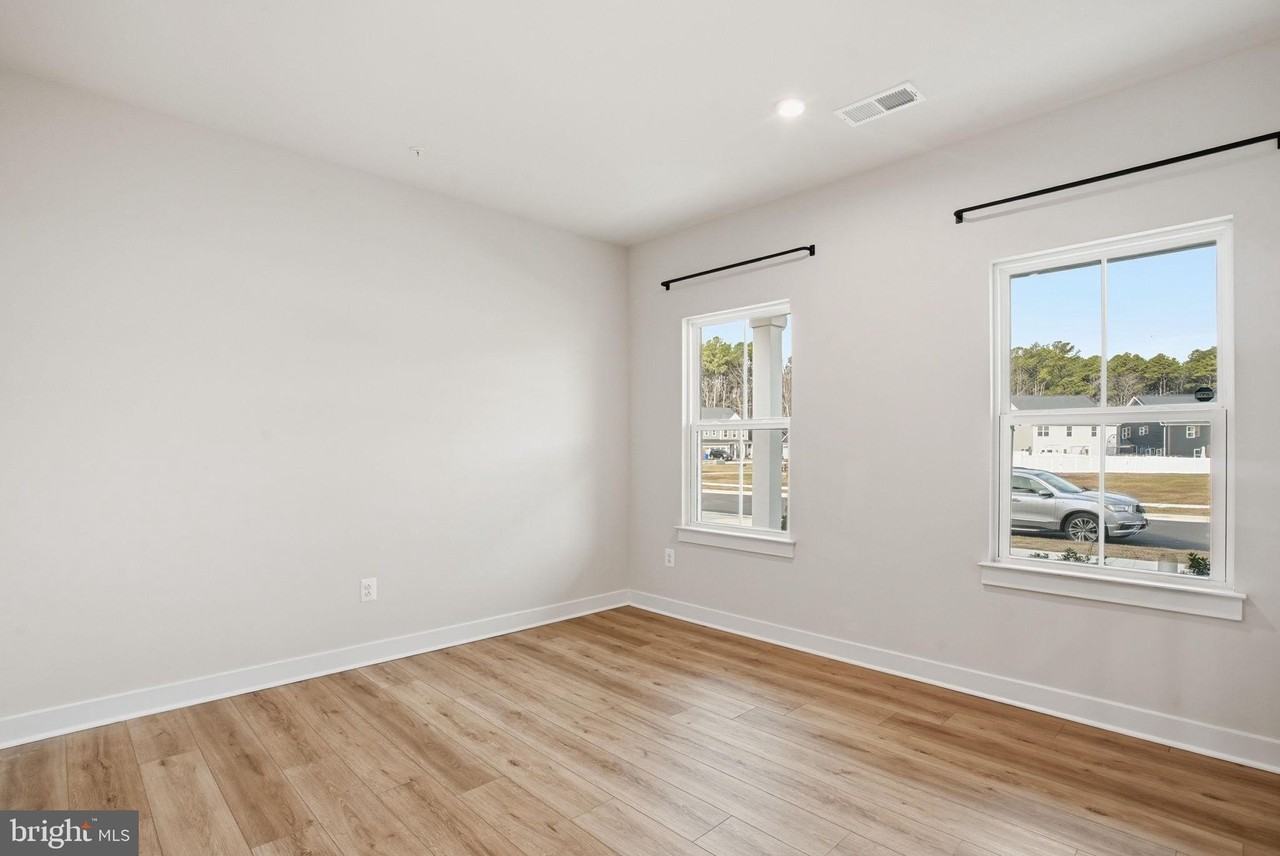 216 Perrys Retreat Blvd - Photo 7 of 49