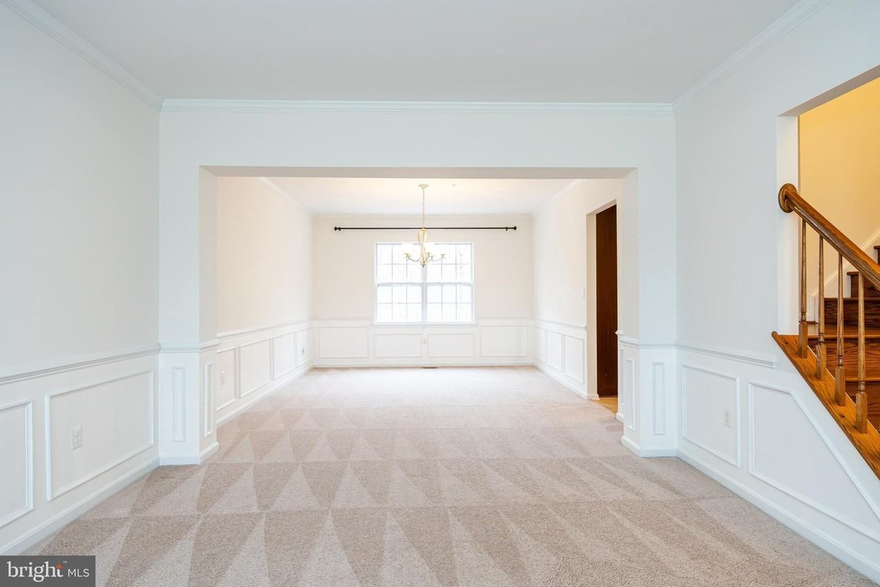 28461 Ben Oaks Dr - Photo 4 of 50