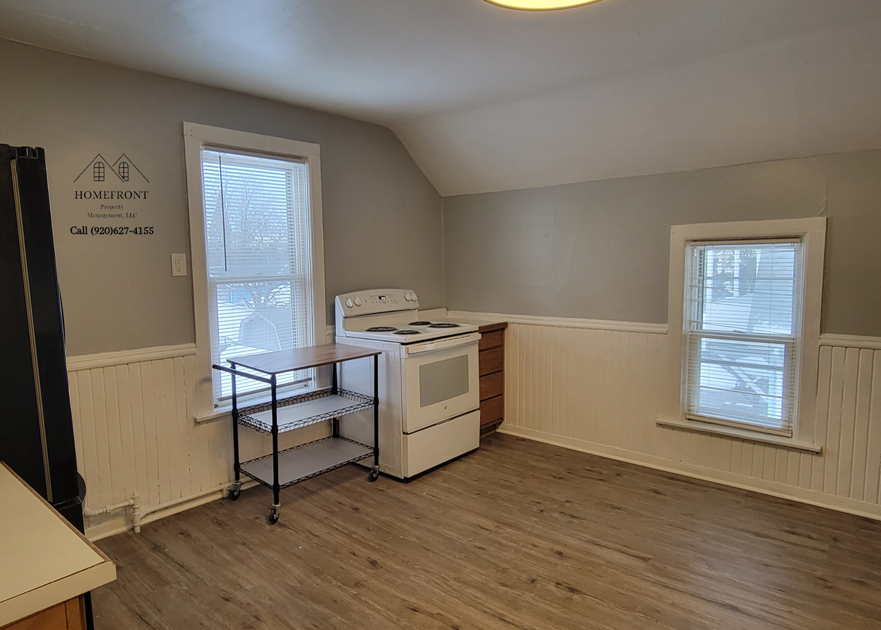 1240 Bluff Ave Uppr #2UPPER - Photo 2 of 21