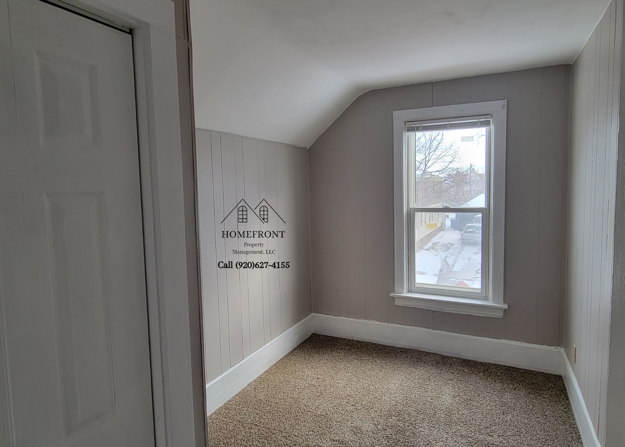 1240 Bluff Ave Uppr #2UPPER - Photo 7 of 21