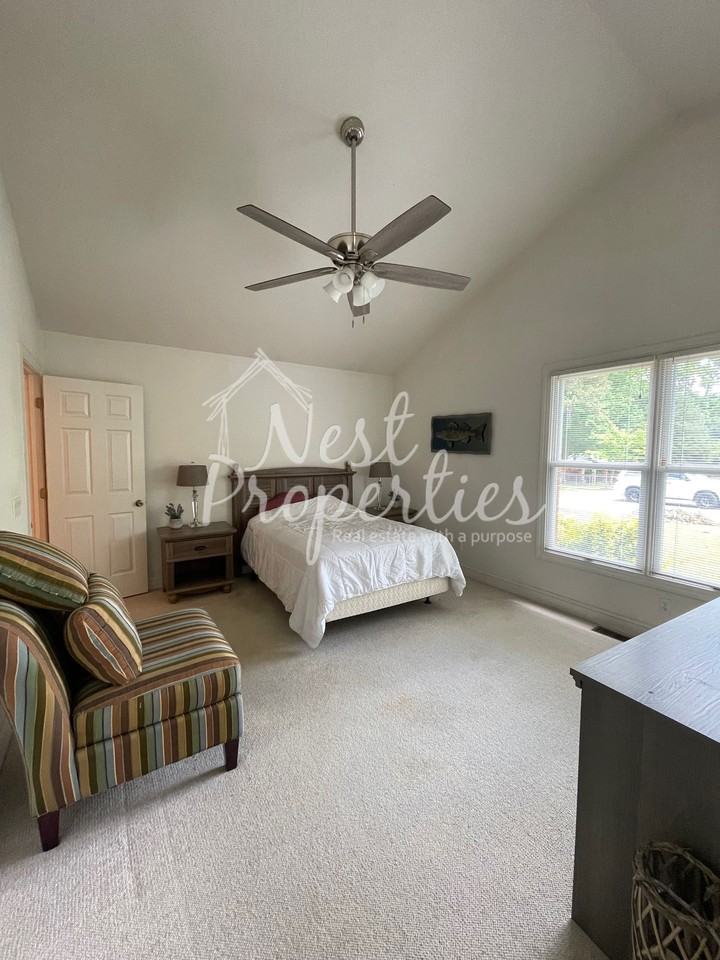 1429 Adella St #1 - Photo 5 of 9