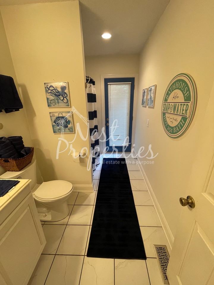 1429 Adella St #1 - Photo 7 of 9