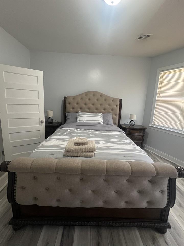 105 Richelieu Ter #2 - Photo 3 of 14