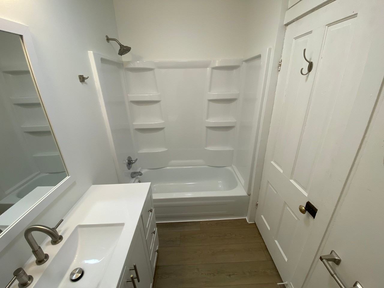 400 N Anderson St #400 - Photo 5 of 11