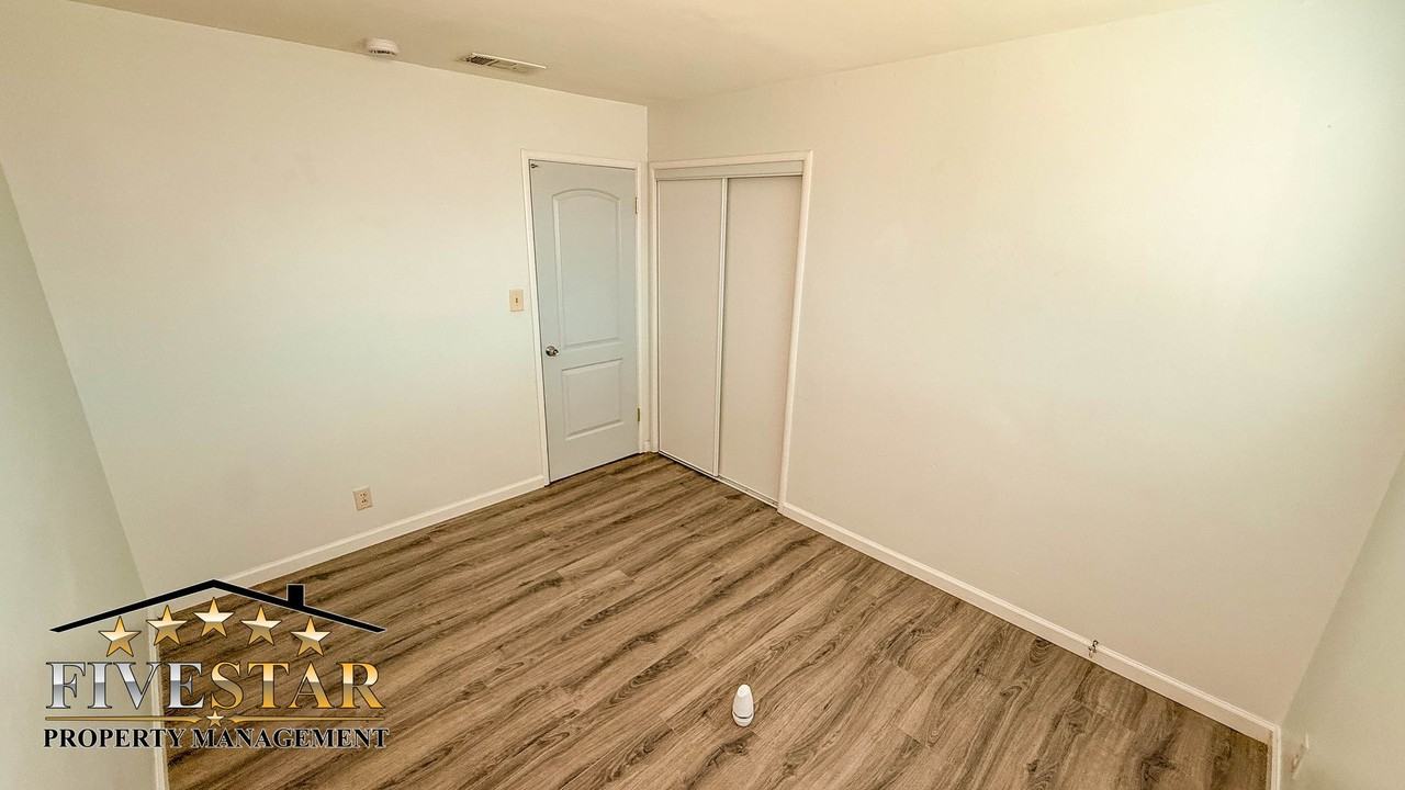 2816 Occidental St - Photo 5 of 24