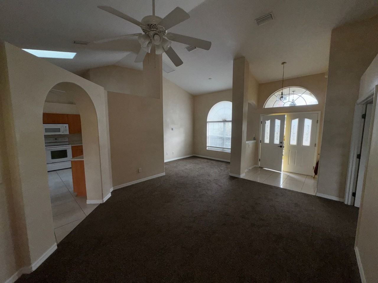 10330 Sw 54th Ct - Photo 3 of 19
