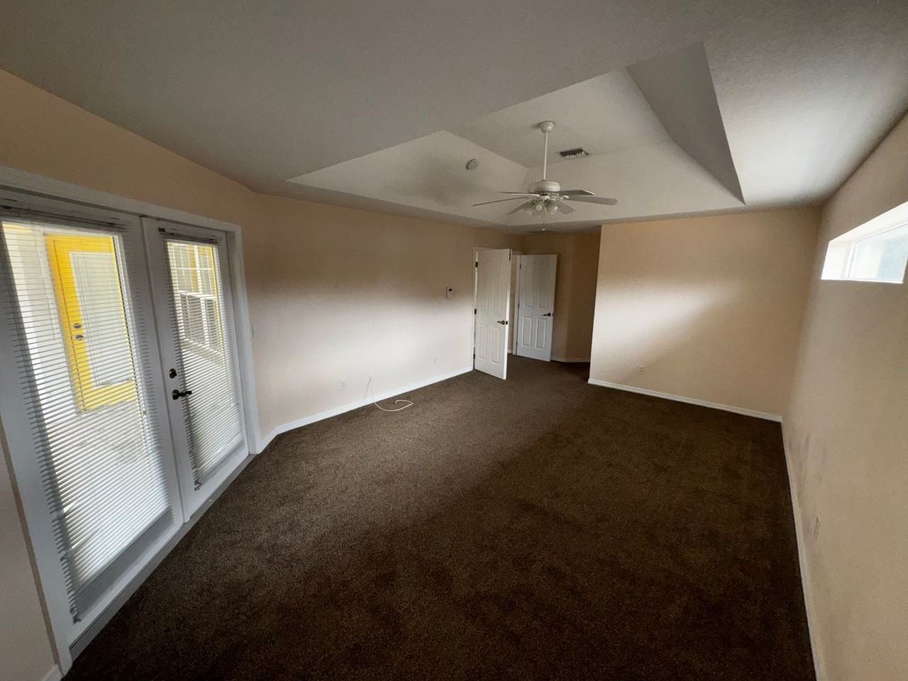 10330 Sw 54th Ct - Photo 4 of 19