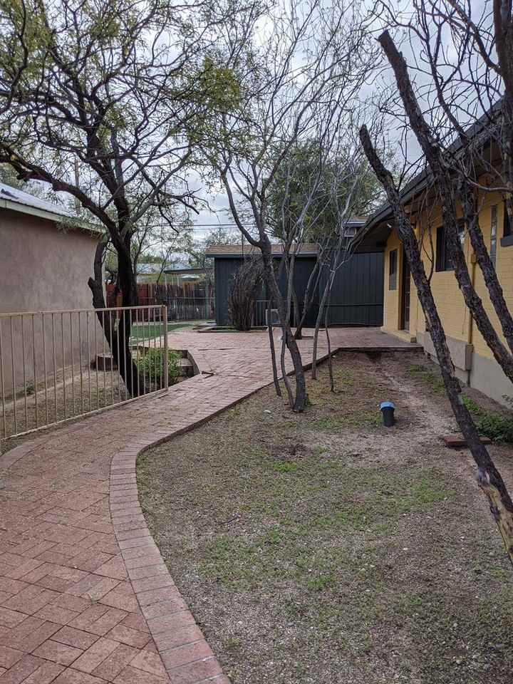 1104 E. Waverly St. - Photo 4 of 18