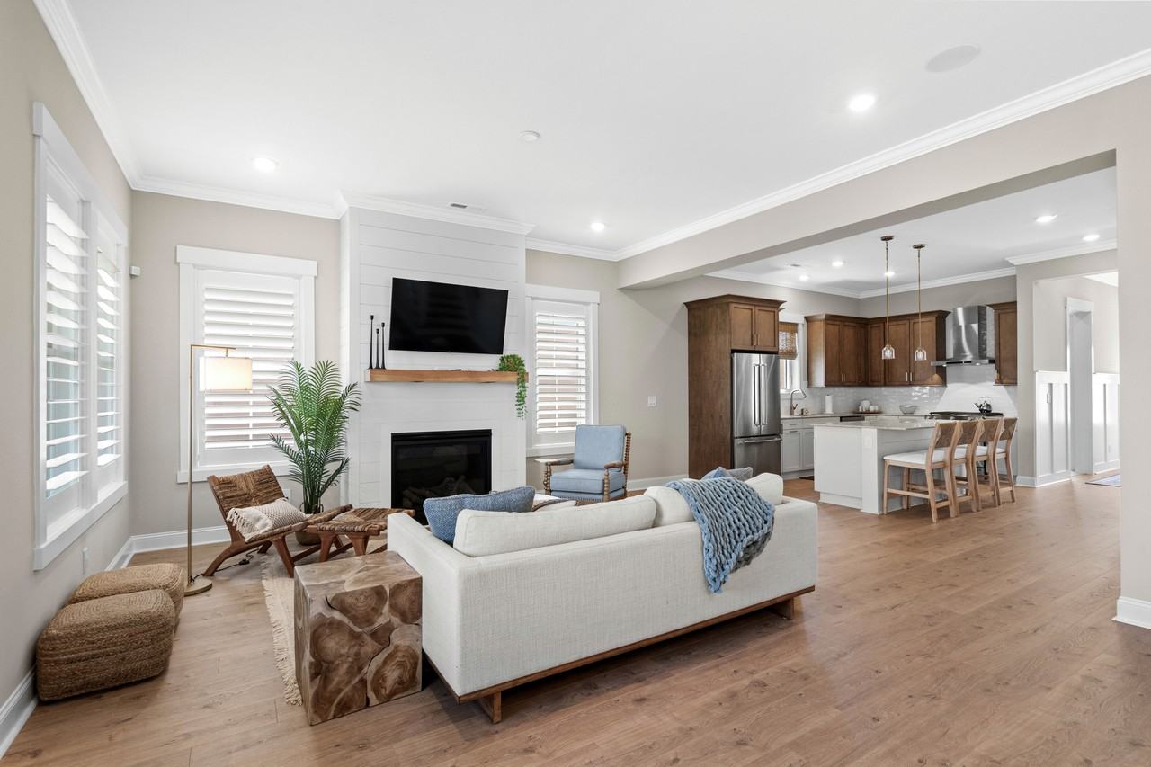 8092 Laurel Ash Ave #1 - Photo 7 of 11