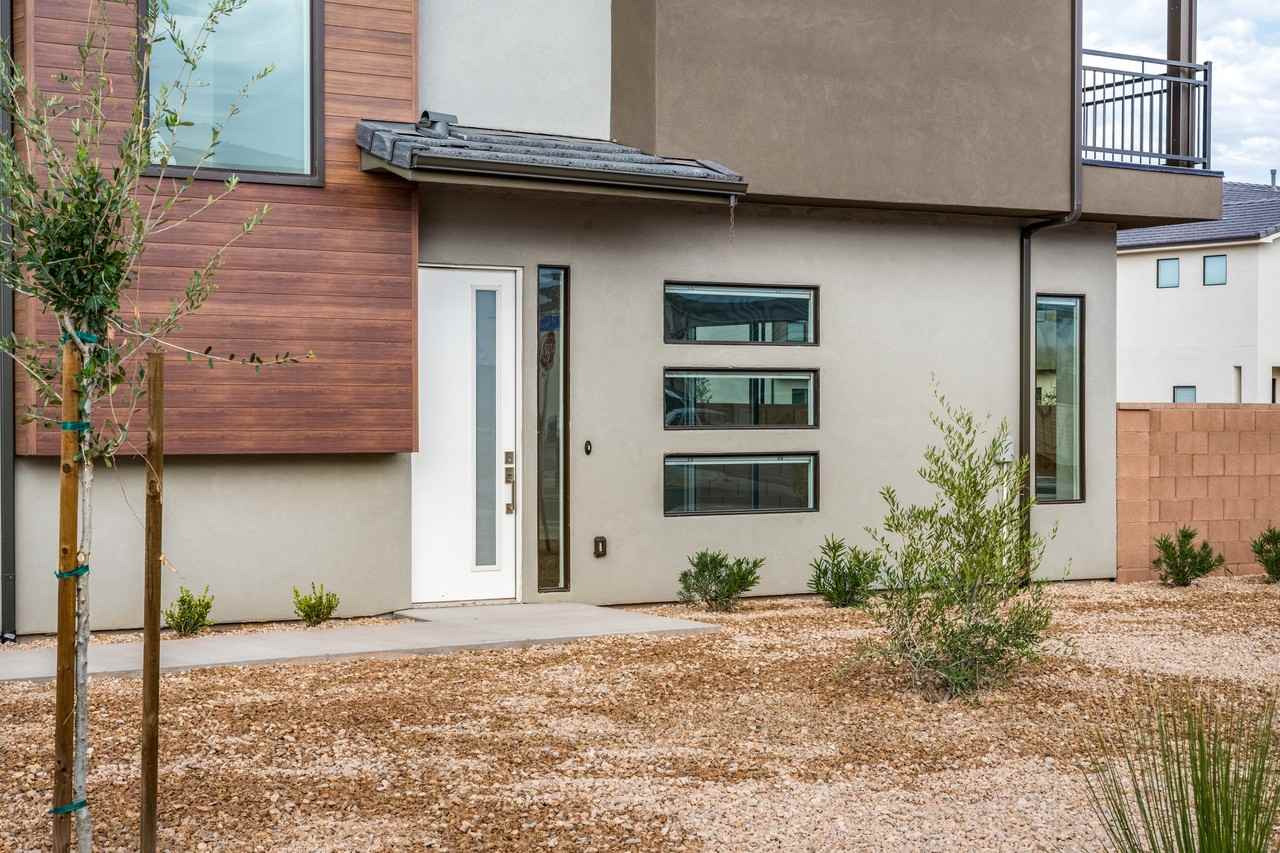 2676 E Rain Tree St #O76 - Photo 2 of 21