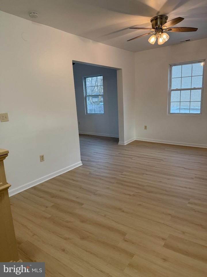 9 Hartford Rd - Photo 6 of 37