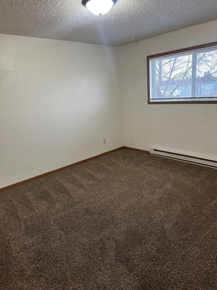 Westwood 915 - Photo 6 of 15