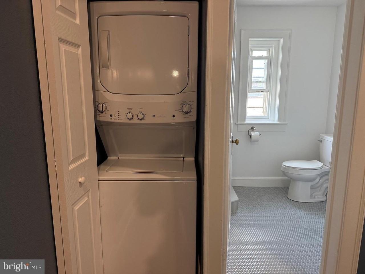 86 E Commerce St - Photo 6 of 9