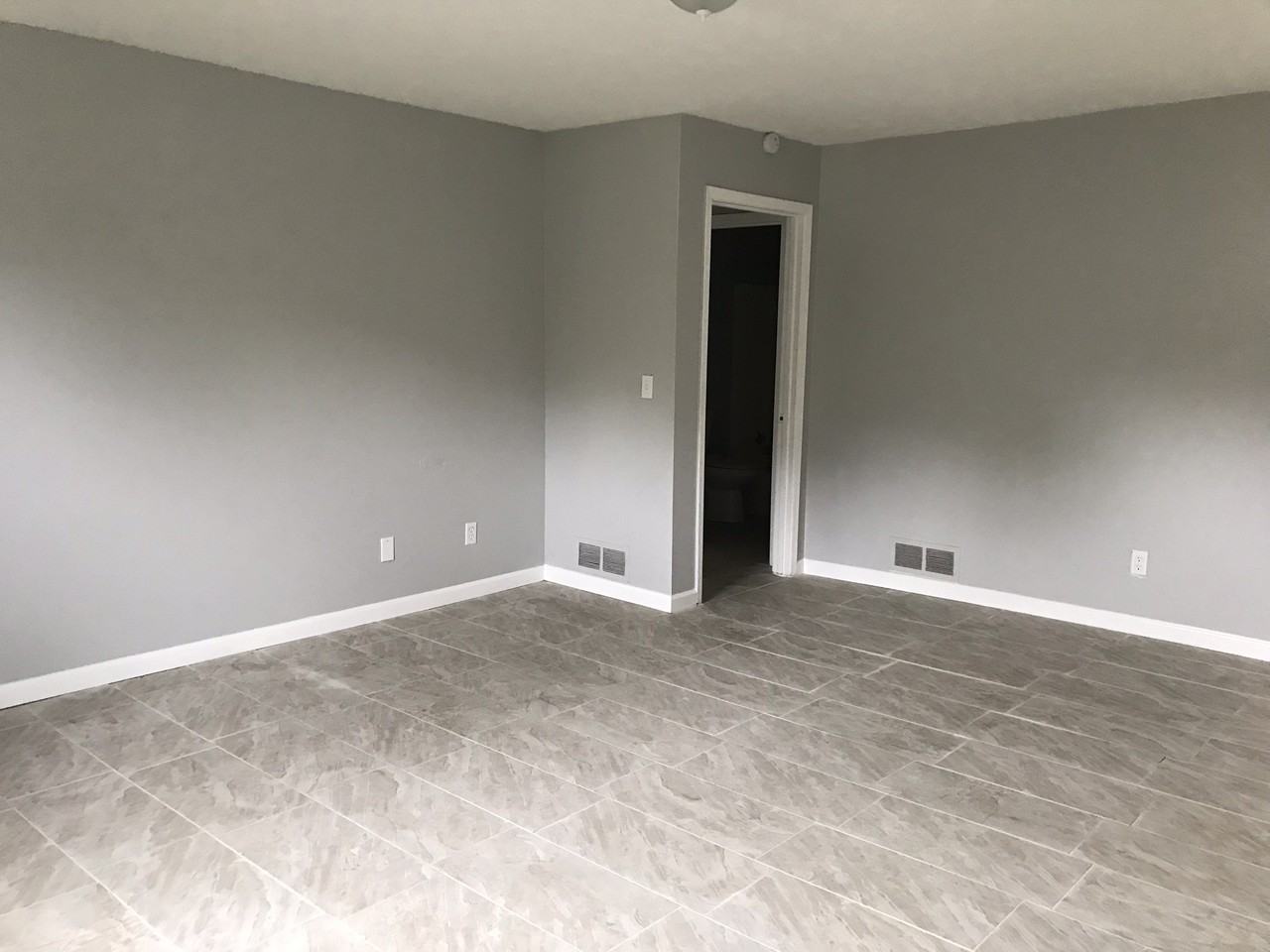 3152A Dove Ct #A - Photo 2 of 10