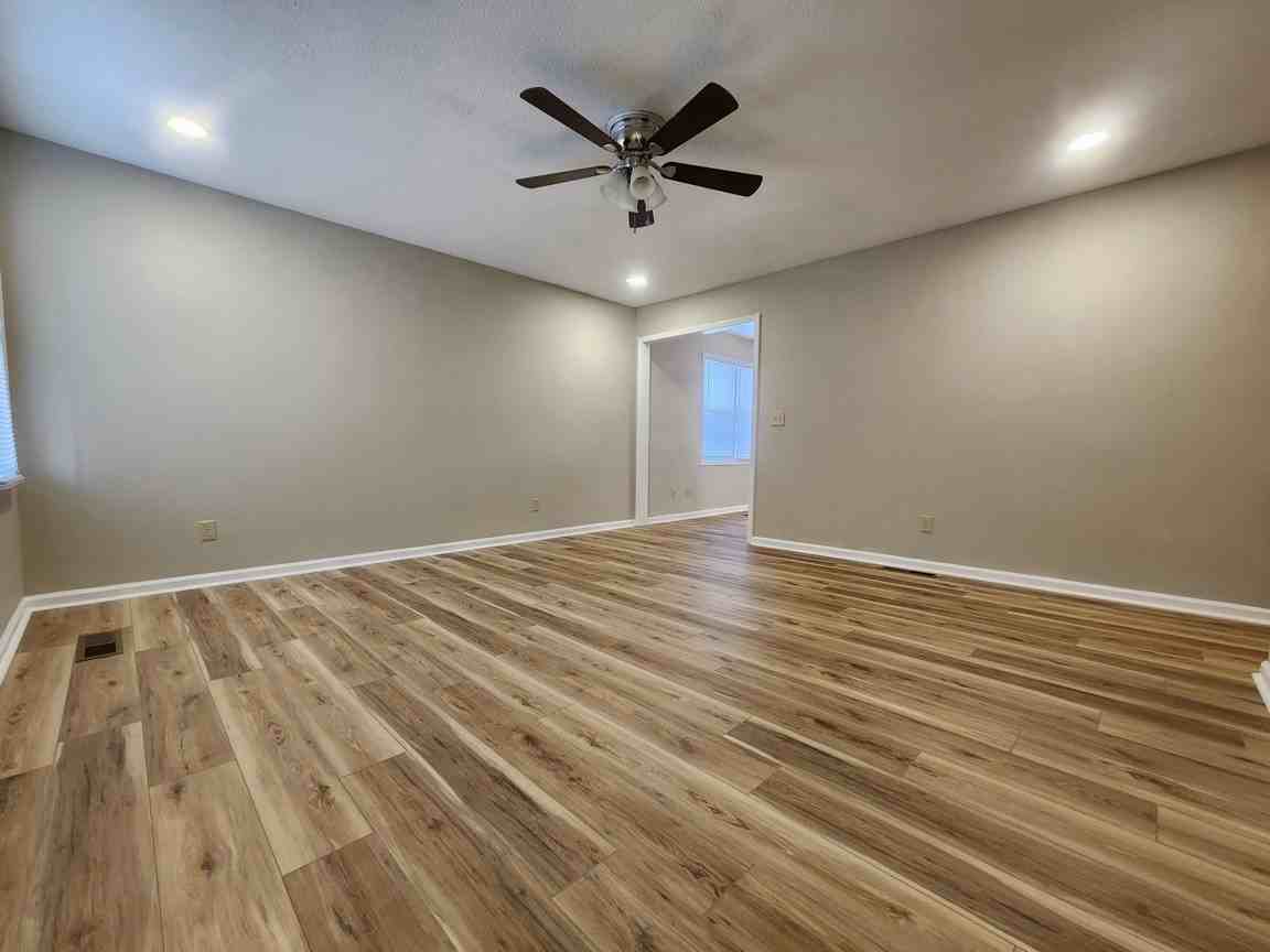 1002B Southwood Dr #B - Photo 6 of 6