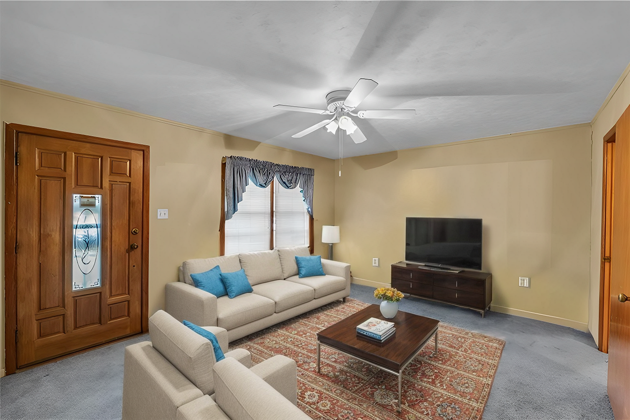 3300 Wynmore Dr #1 - Photo 3 of 15