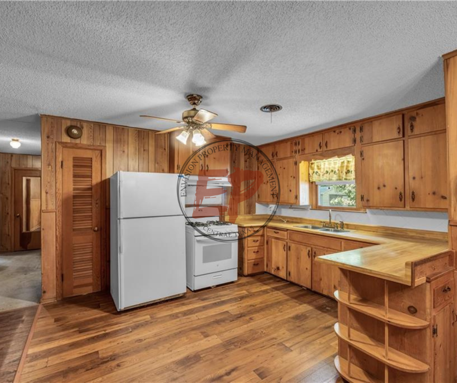 3300 Wynmore Dr #1 - Photo 5 of 15