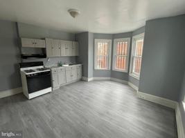 featured image of 1901 S Broadway