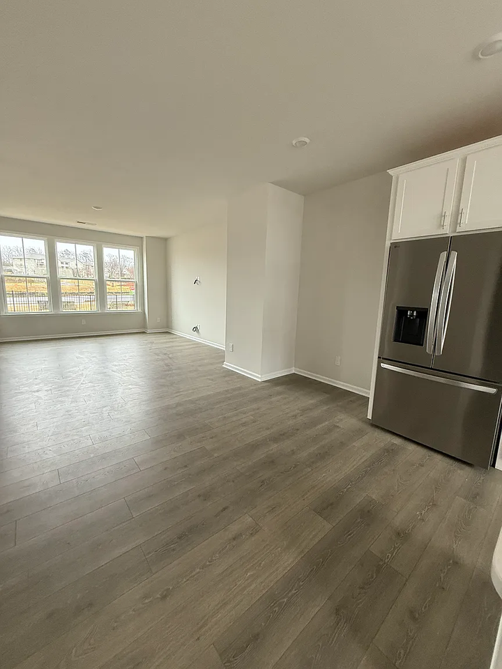 5029 Sunnybrae Pl #1 - Photo 5 of 26