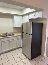 528 Se 7th St #528-1 - Photo 1 of 1