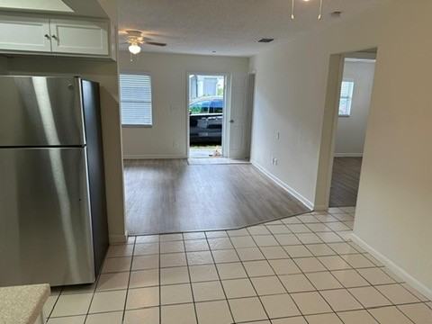 528 Se 7th St #528-1 - Photo 4 of 13