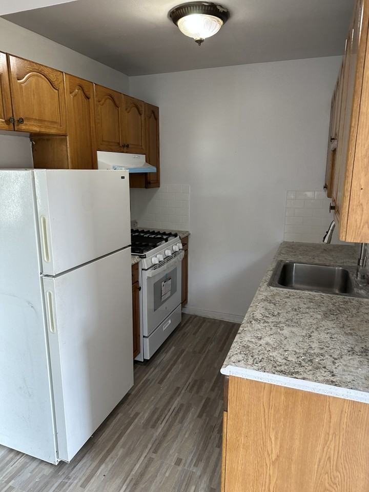 34 White StreetUnit 2R #2R - Photo 5 of 12