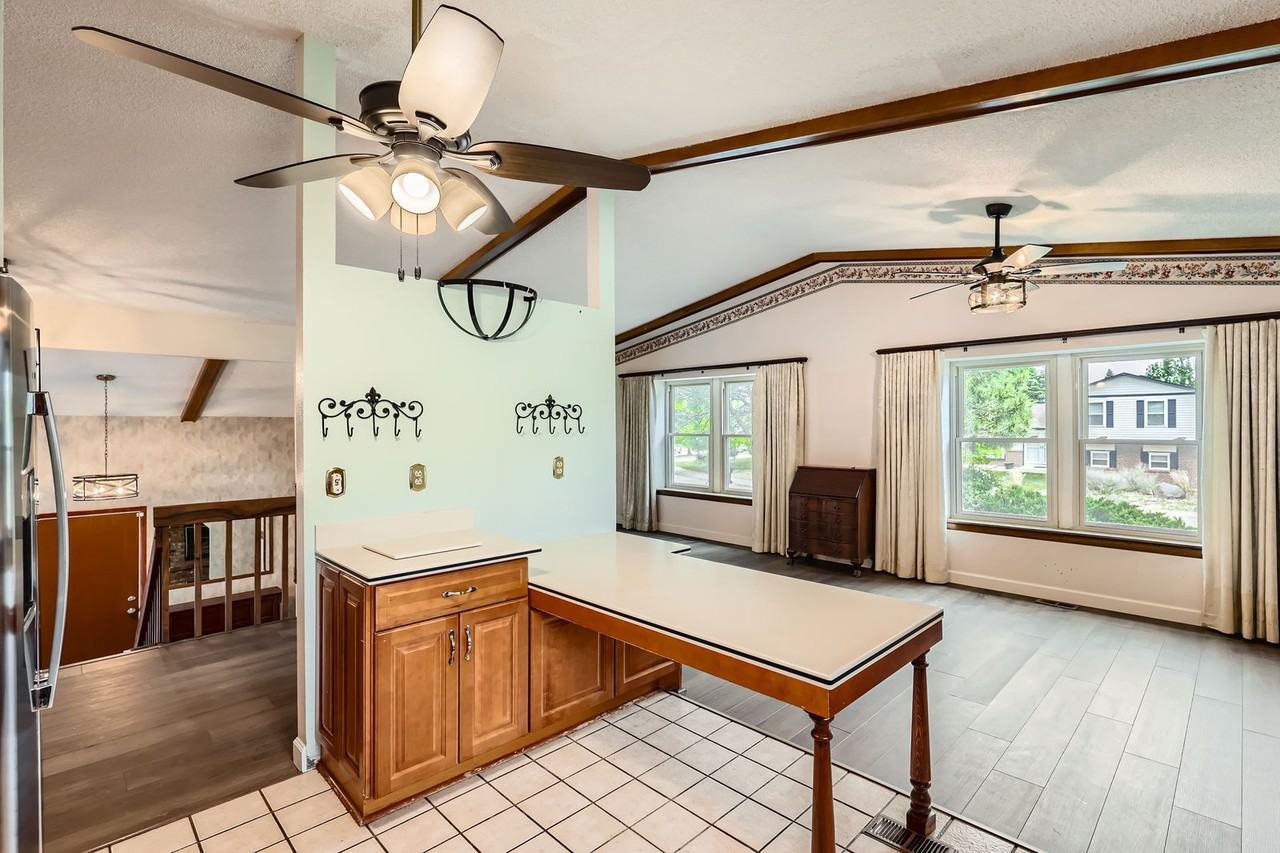 7649 Safari Cir #1 - Photo 6 of 11