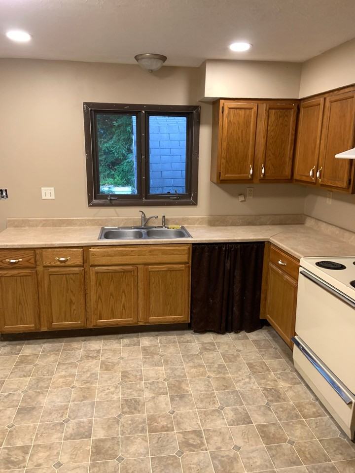 109 Brown St #109 - Photo 2 of 20