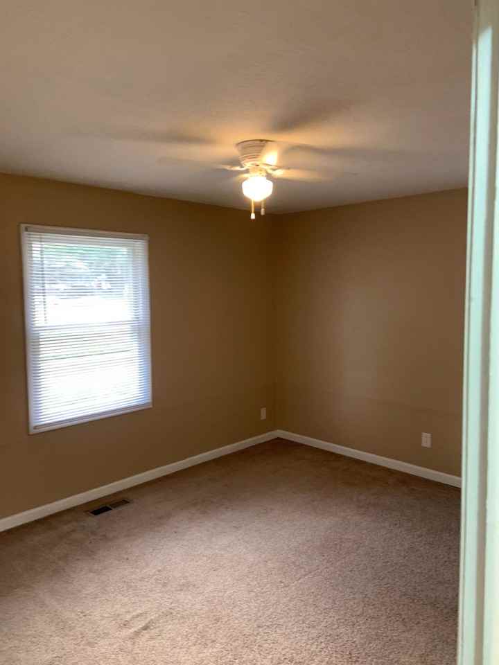 109 Brown St #109 - Photo 7 of 20